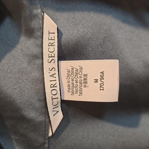Victoria's Secret Gray Sleep Shirt - Picture 2 of 3